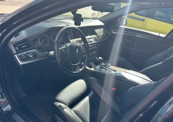 BMW Seria 5 cena 69000 przebieg: 250000, rok produkcji 2015 z Pyskowice małe 29